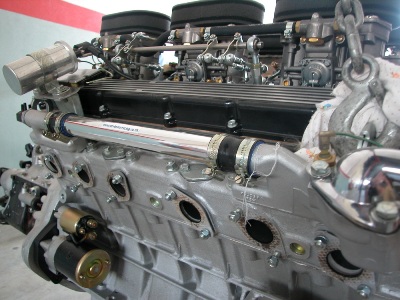 Motory V 12 ve třetí serii E type